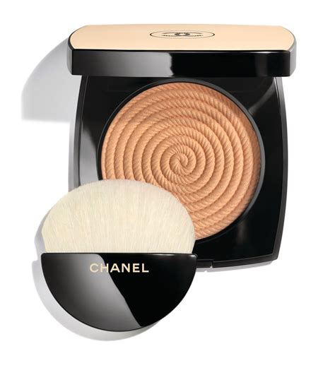 Chanel les beiges illuminating base